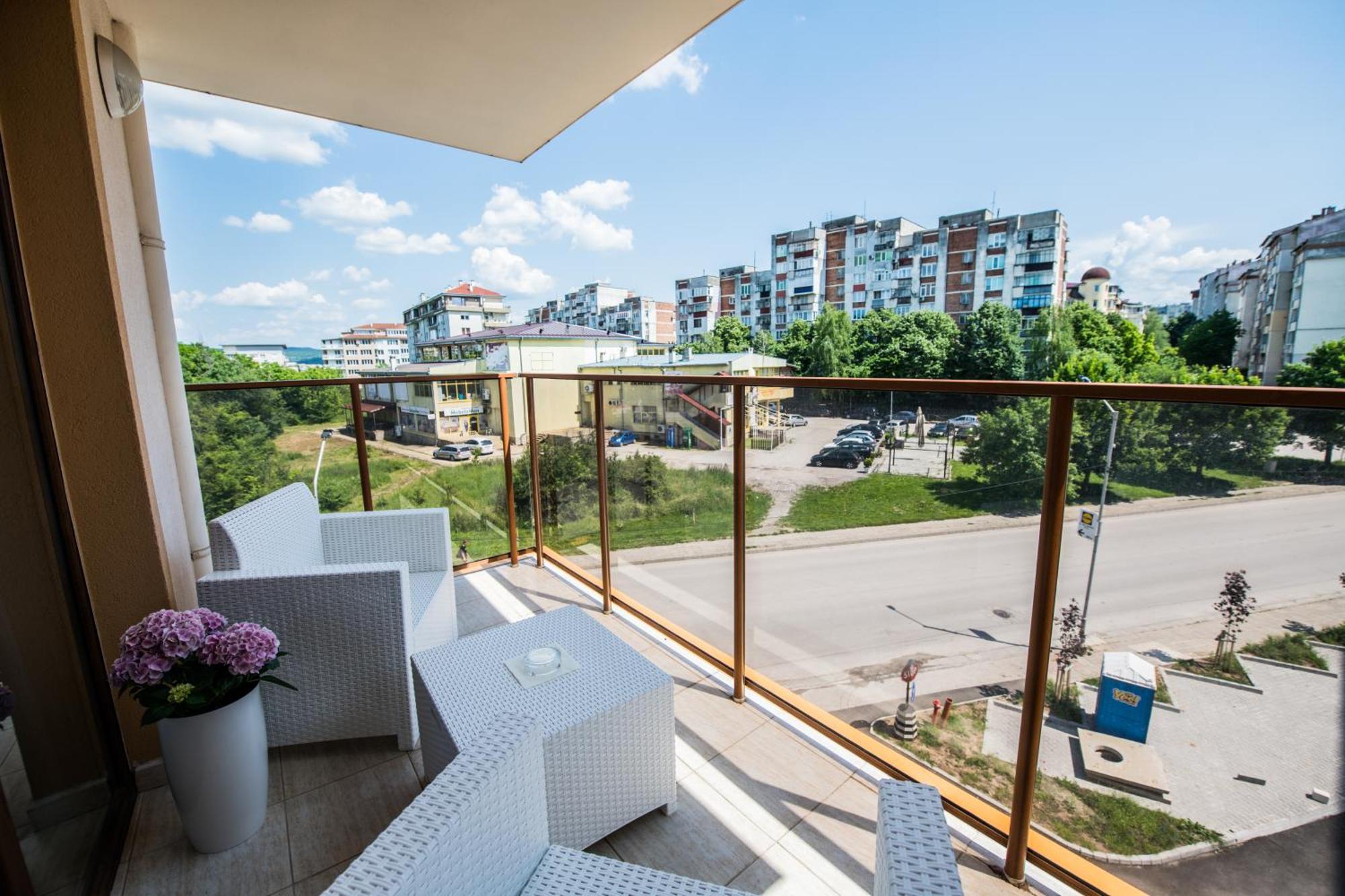 וליקו טורנובו Luxury Martina Apartment מראה חיצוני תמונה